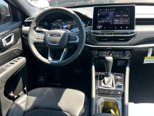 New 2026 Jeep Compass Latitude AWD/4WD image 15