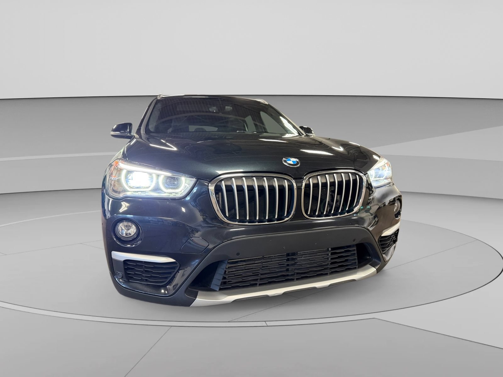 Used 2017 BMW X1 xDrive28i w/ Premium Package AWD/4WD image 39
