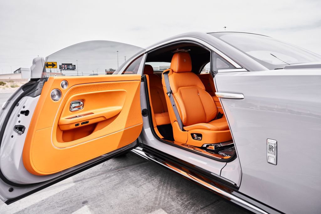 Used 2025 Rolls-Royce Spectre w/ Spectre Launch Package image 21