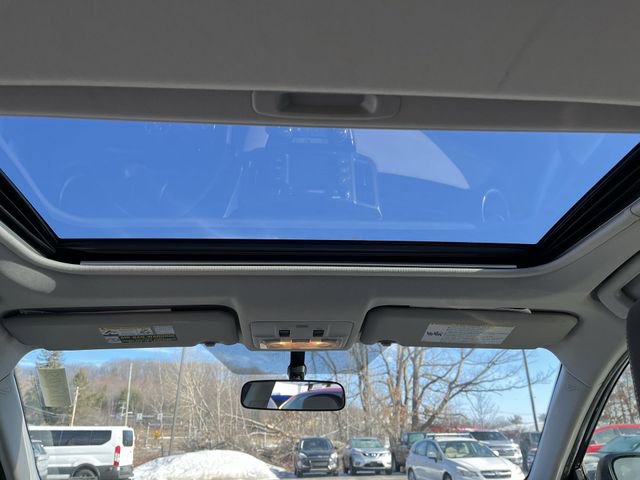 Used 2013 Toyota RAV4 XLE image 18