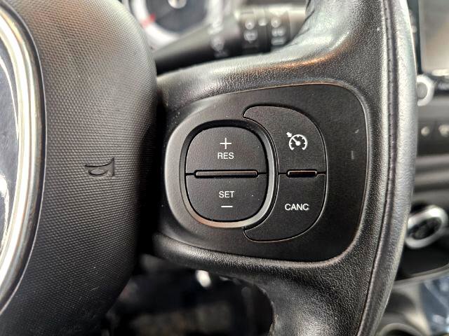 Used 2017 FIAT 500L Trekking image 13