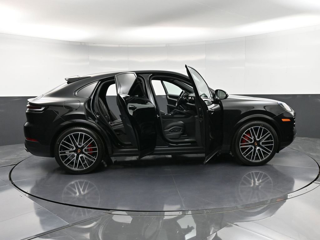 New 2026 Porsche Cayenne S image 37