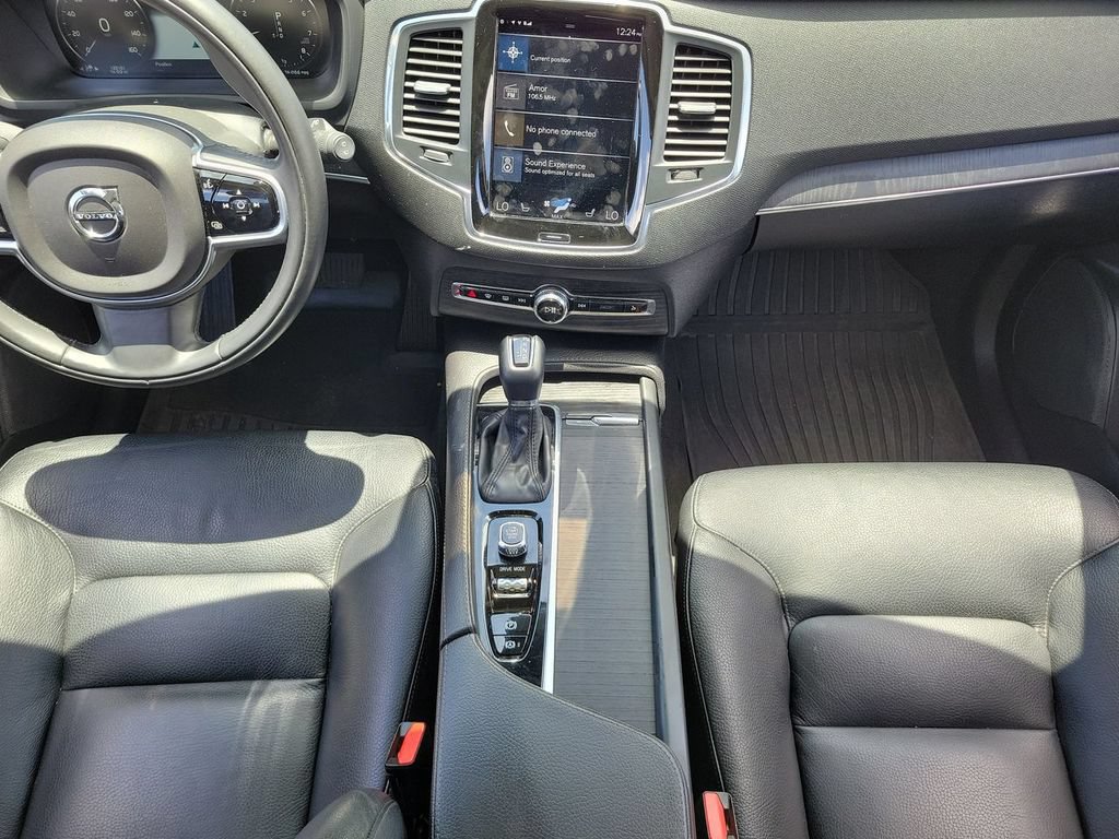 Used 2020 Volvo XC90 T6 Momentum AWD/4WD image 18