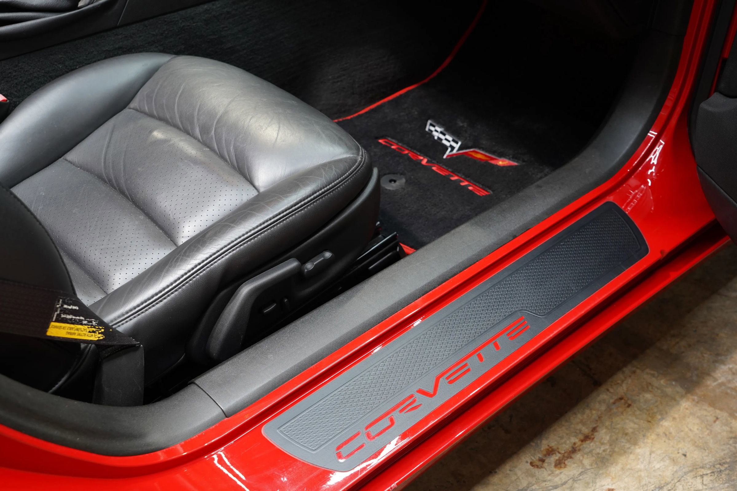 Used 2006 Chevrolet Corvette Convertible w/ Preferred Equipment Group RWD image 49