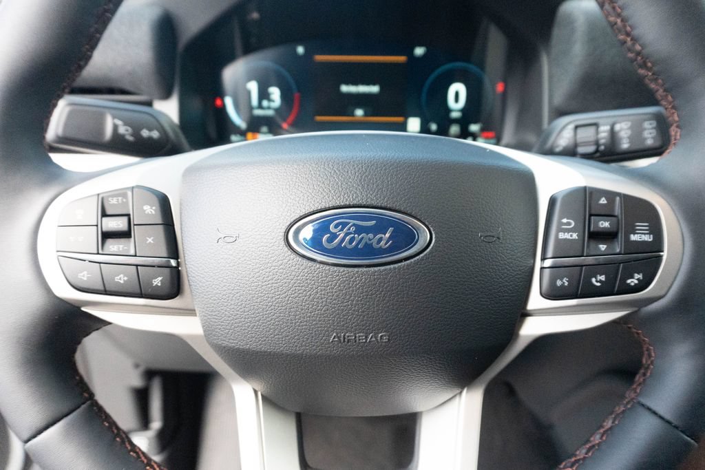 New 2026 Ford Explorer Active w/ Active Comfort Package AWD/4WD image 24