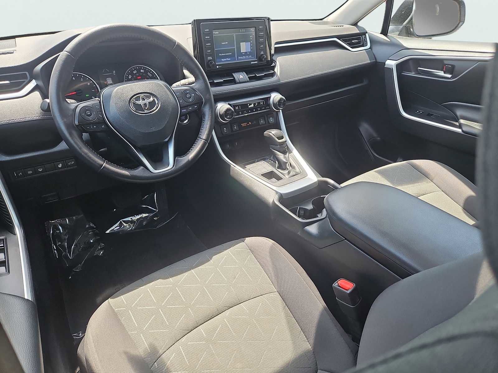 Used 2021 Toyota RAV4 XLE w/ Convenience Package AWD/4WD image 10