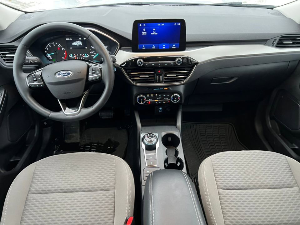 Certified 2022 Ford Escape SE w/ Convenience Package image 3