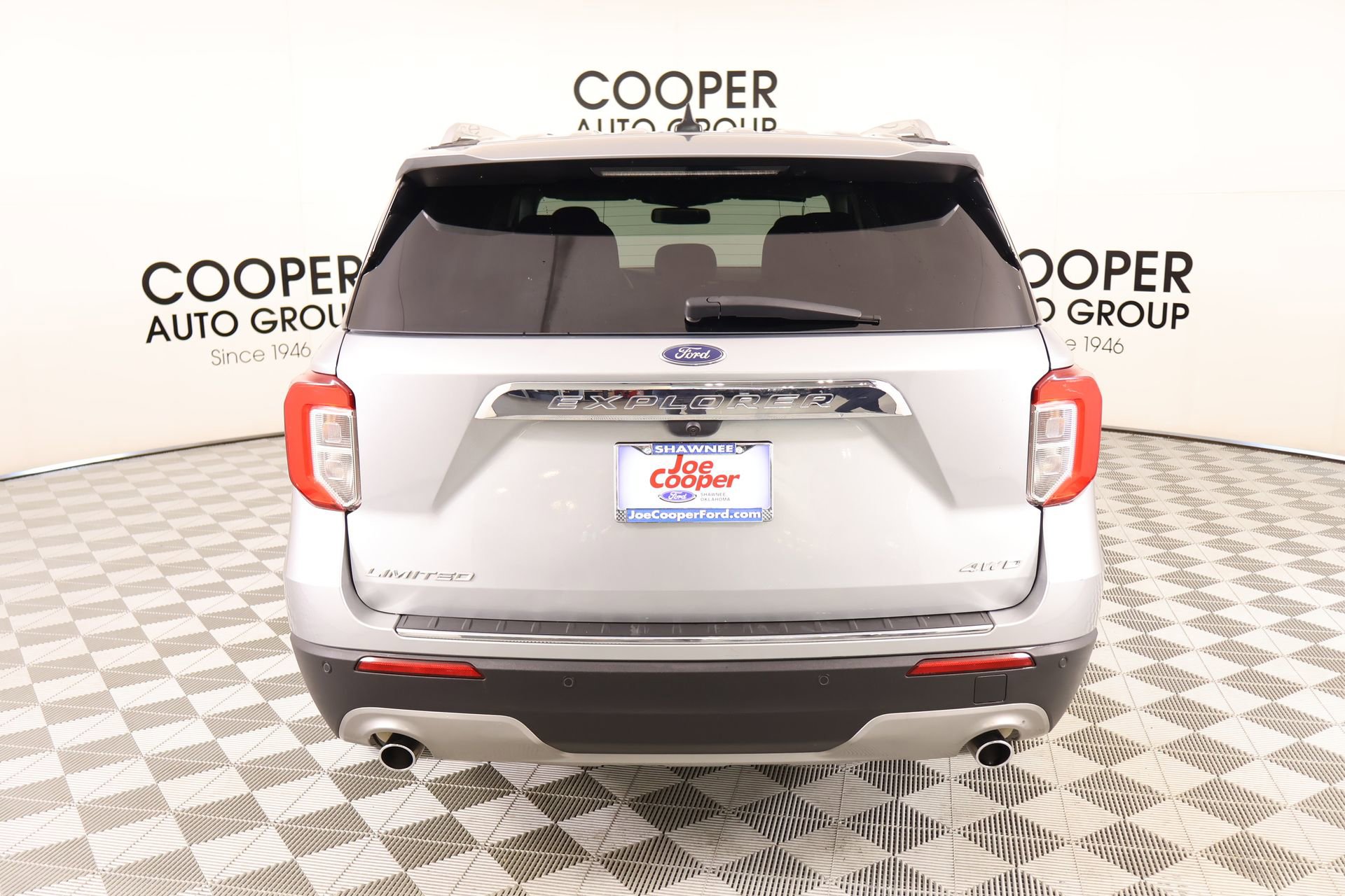 Used 2023 Ford Explorer Limited image 23