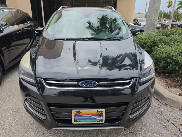 Used 2016 Ford Escape Titanium w/ Equipment Group 301A AWD/4WD image 2