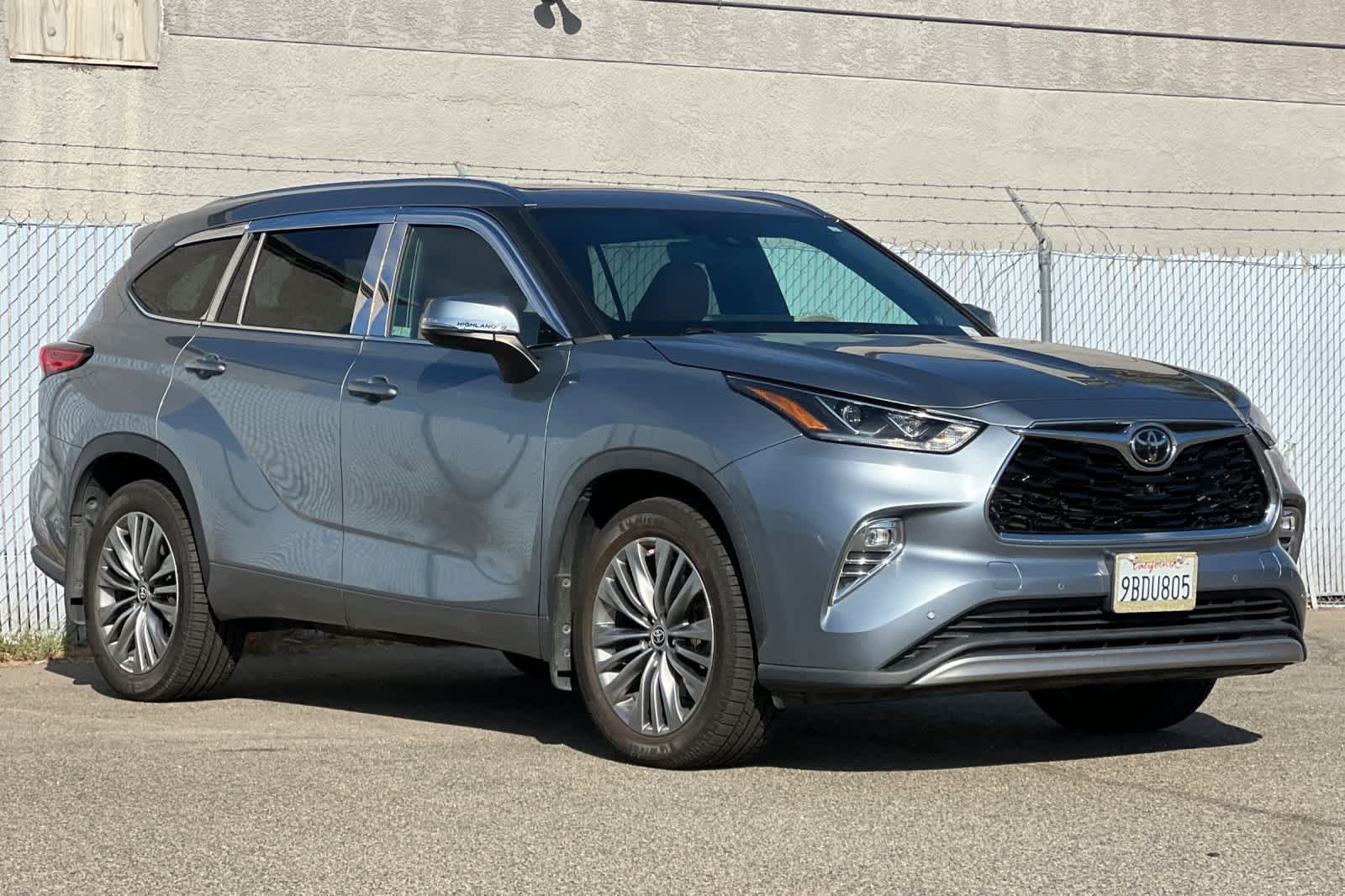 Used 2021 Toyota Highlander Platinum AWD/4WD image 7