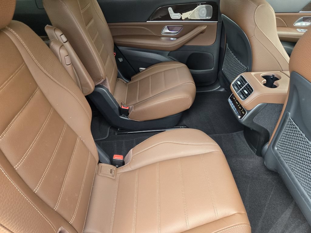 Used 2024 Mercedes-Benz GLS 450 4MATIC image 26