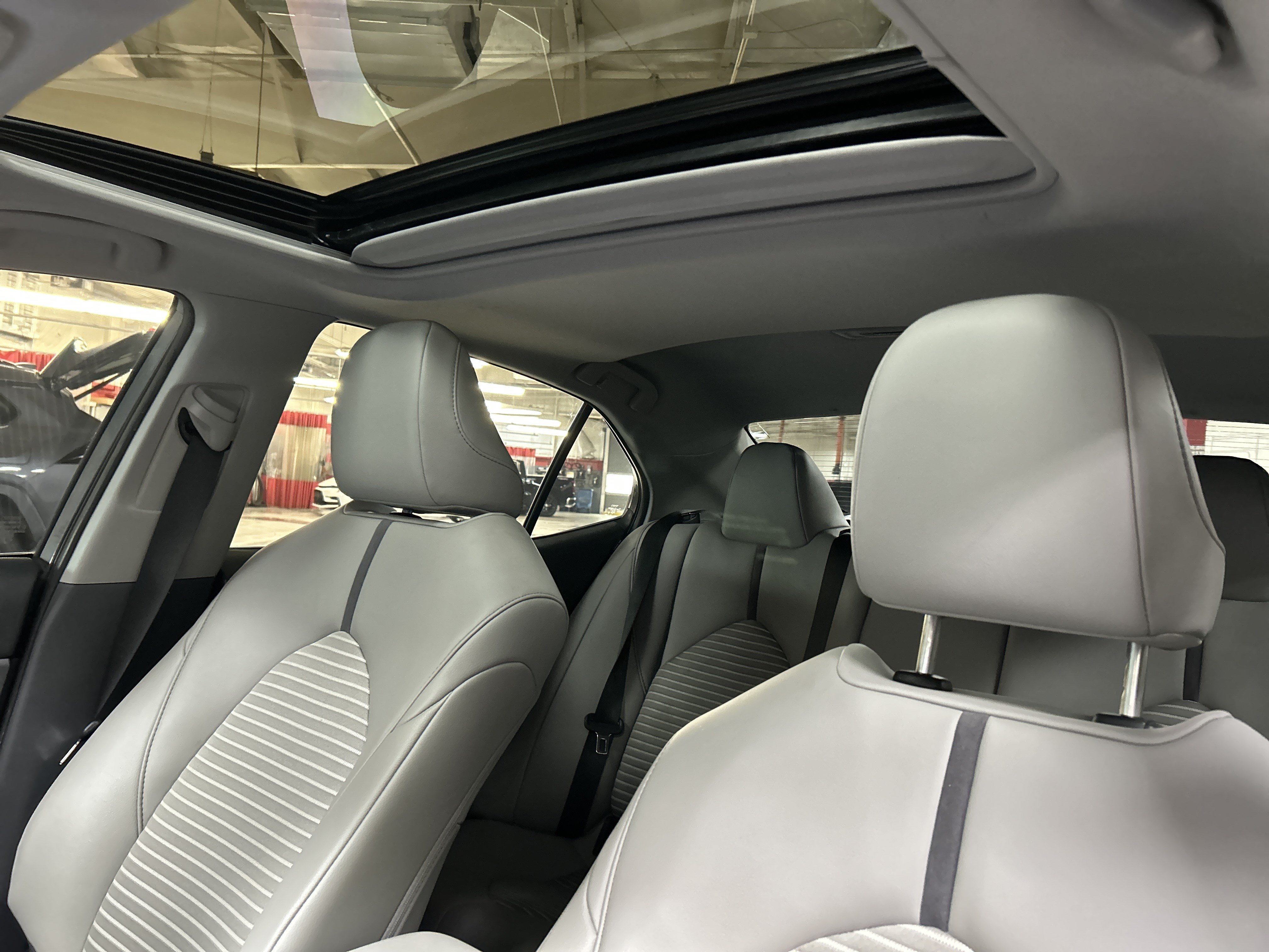 Used 2024 Toyota Camry SE w/ Cold Weather Package FWD image 26