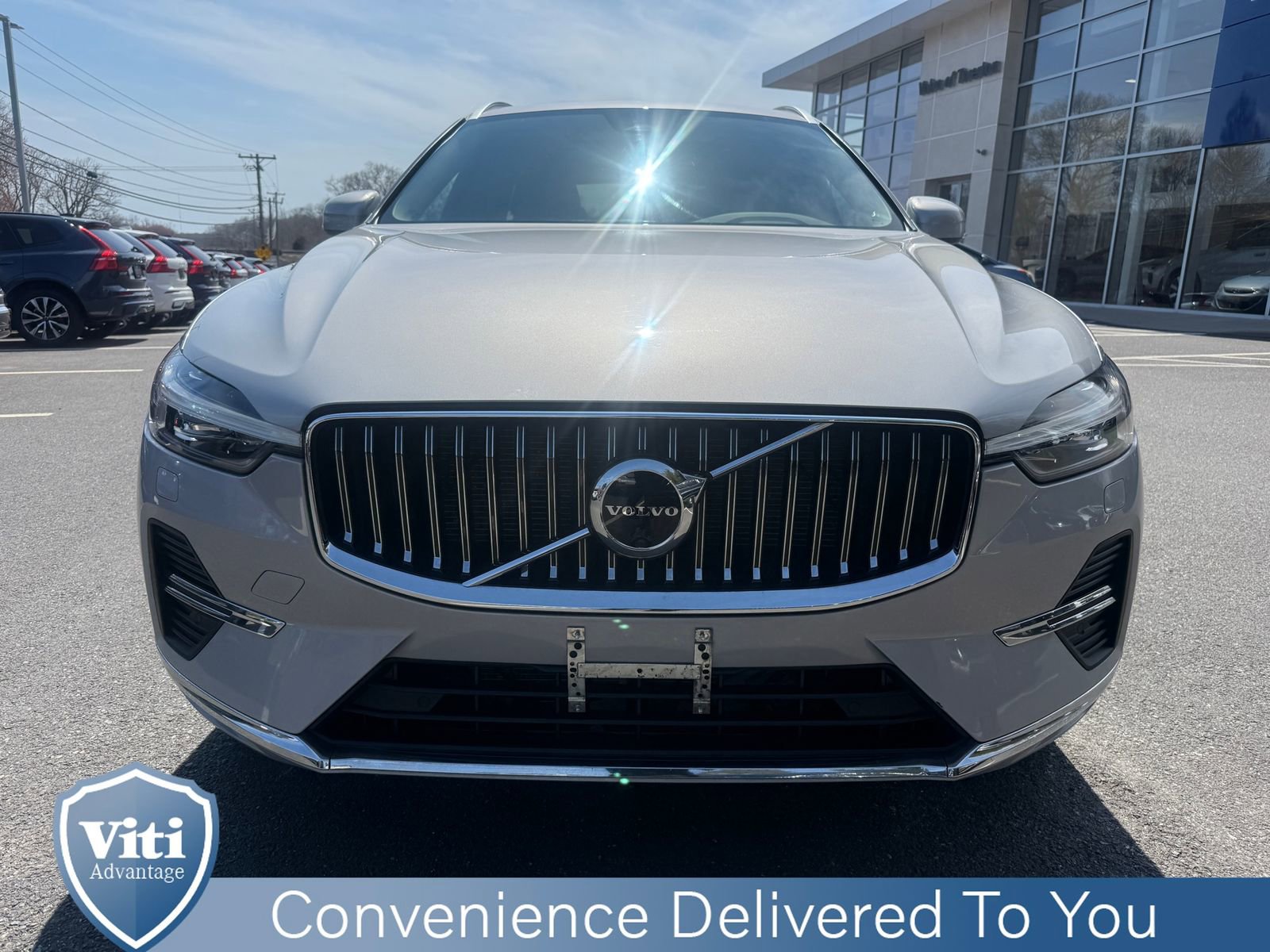 Certified 2023 Volvo XC60 B5 Plus w/ Climate Package AWD/4WD image 3