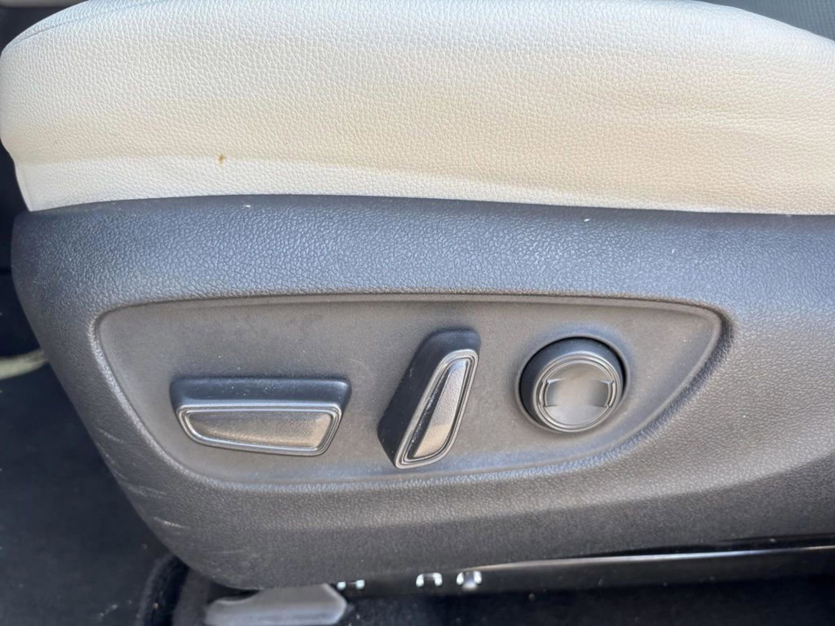 Certified 2024 Toyota Grand Highlander AWD image 31