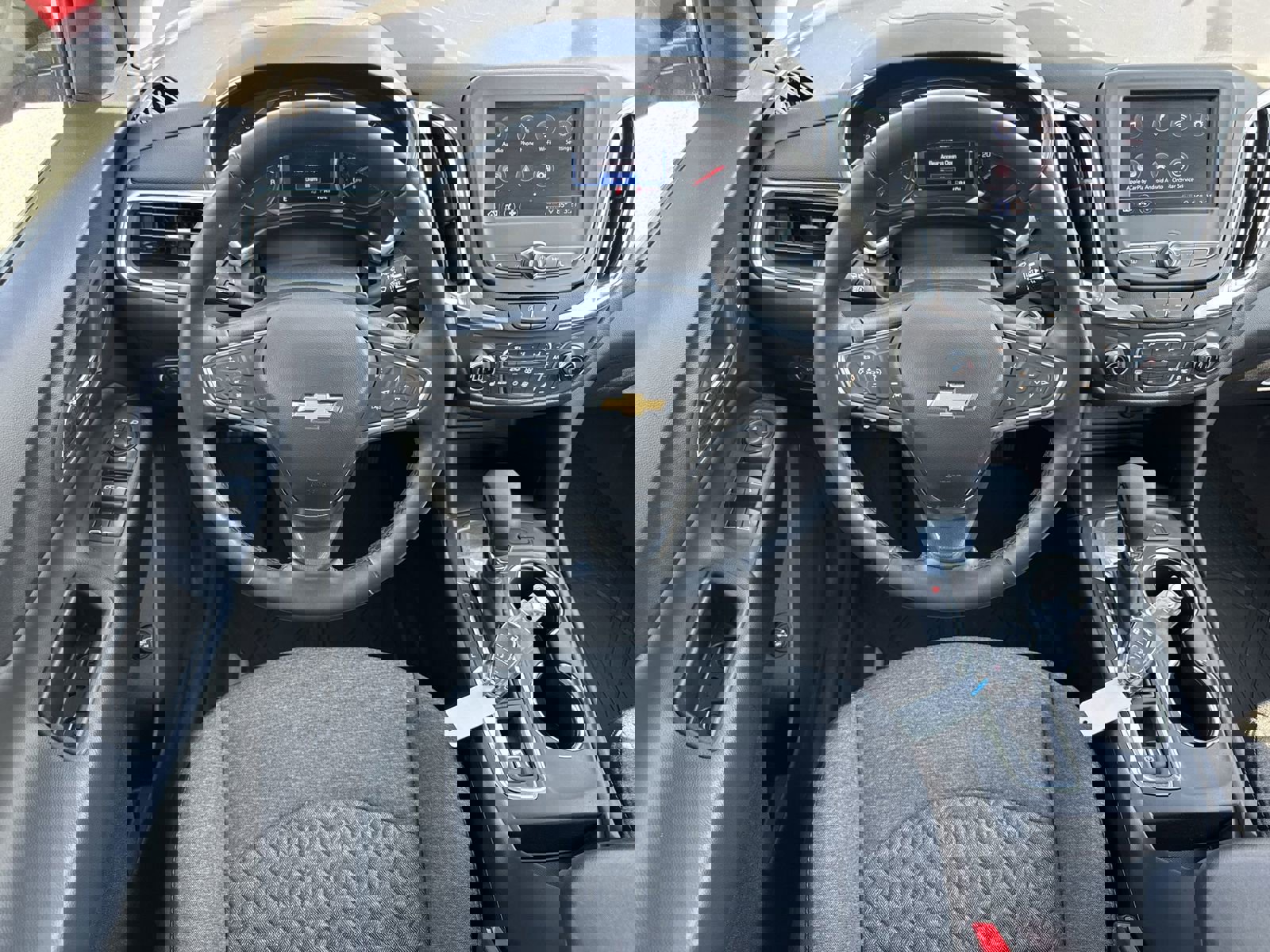 Used 2024 Chevrolet Equinox LT FWD image 30