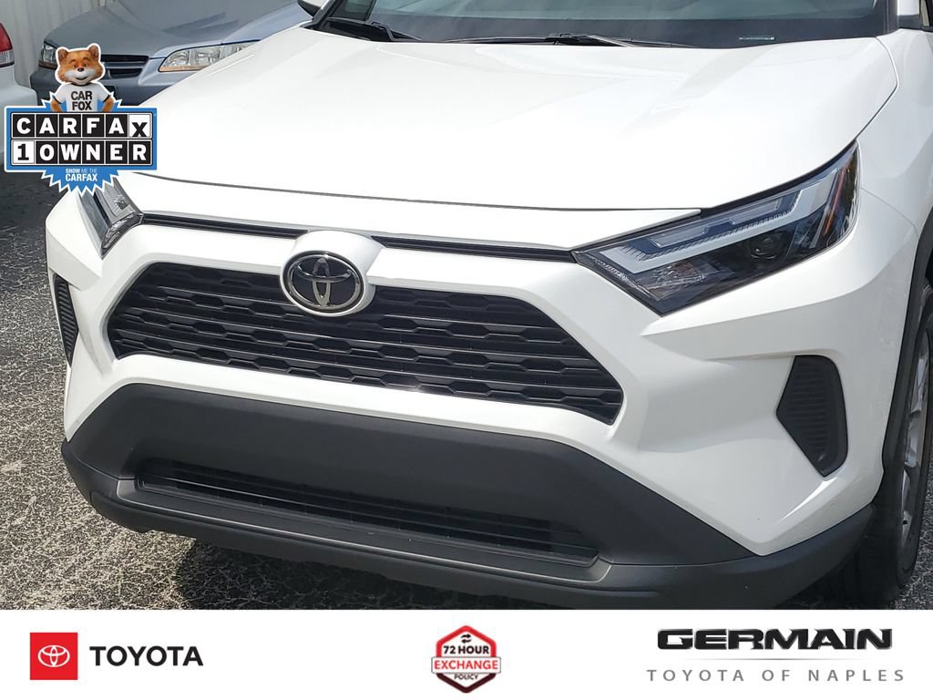 Used 2025 Toyota RAV4 XLE w/ Convenience Package FWD image 14