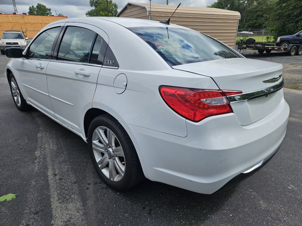 Used 2012 Chrysler 200 LX FWD image 7