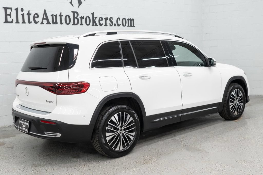 Used 2025 Mercedes-Benz EQB 300 4MATIC w/ Driver Assistance Package image 52