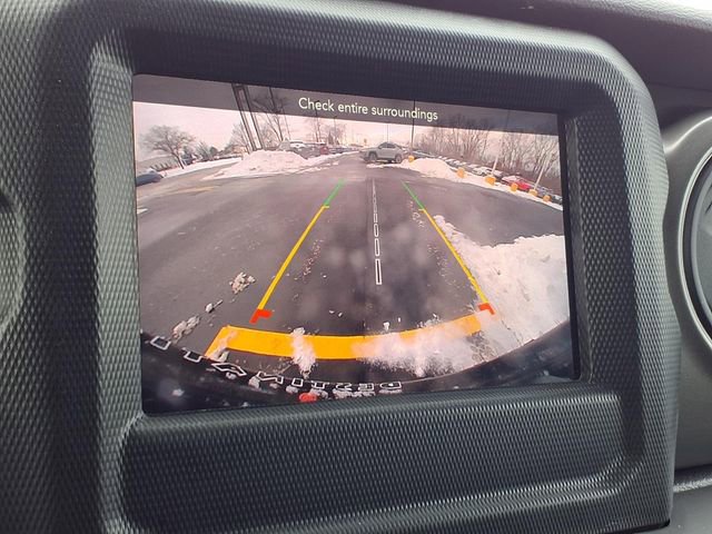 Used 2023 Jeep Wrangler Unlimited w/ Cold Weather Group image 8