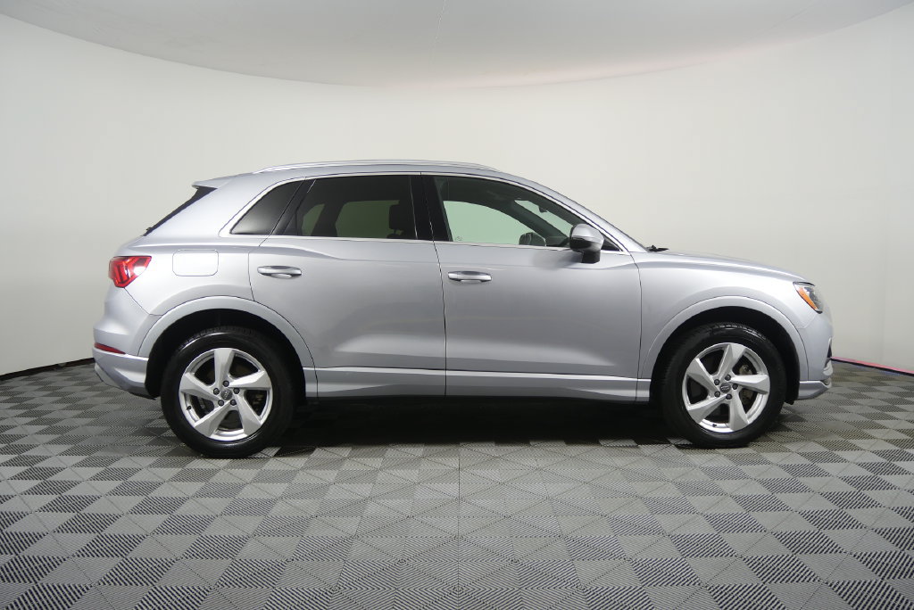 Used 2020 Audi Q3 2.0T Premium AWD/4WD image 6