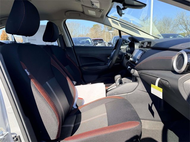 New 2025 Nissan Versa SR w/ Trunk Package image 10