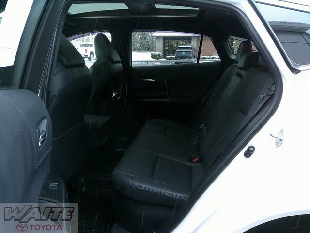 Certified 2024 Toyota Venza Nightshade image 26