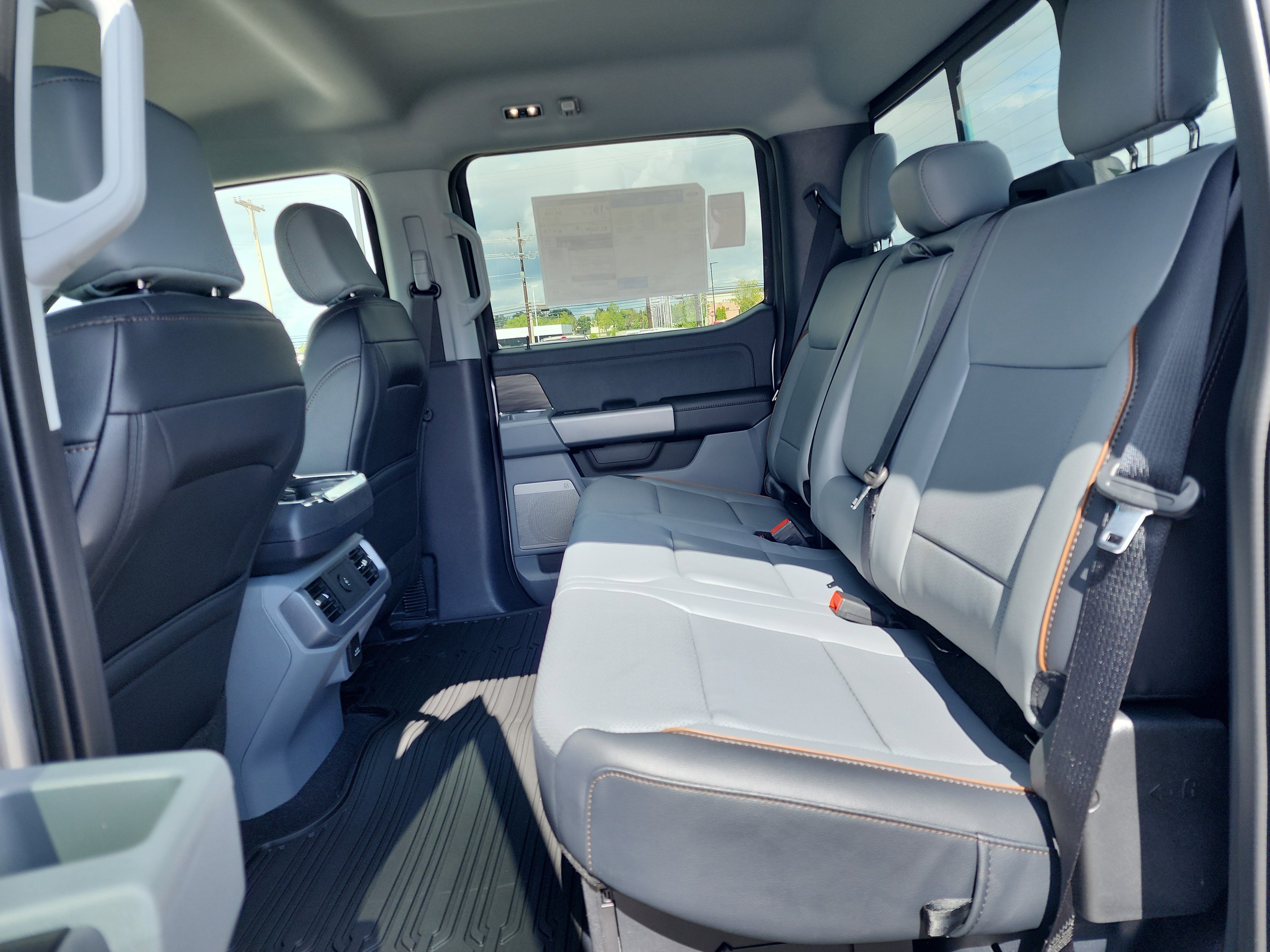 New 2025 Ford F150 Lariat image 7