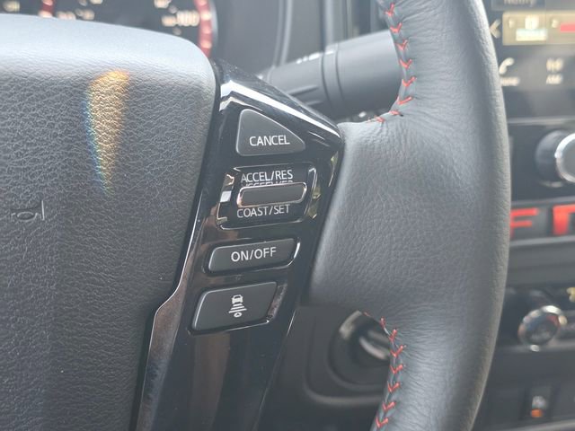 Used 2025 Nissan Frontier PRO-4X image 34