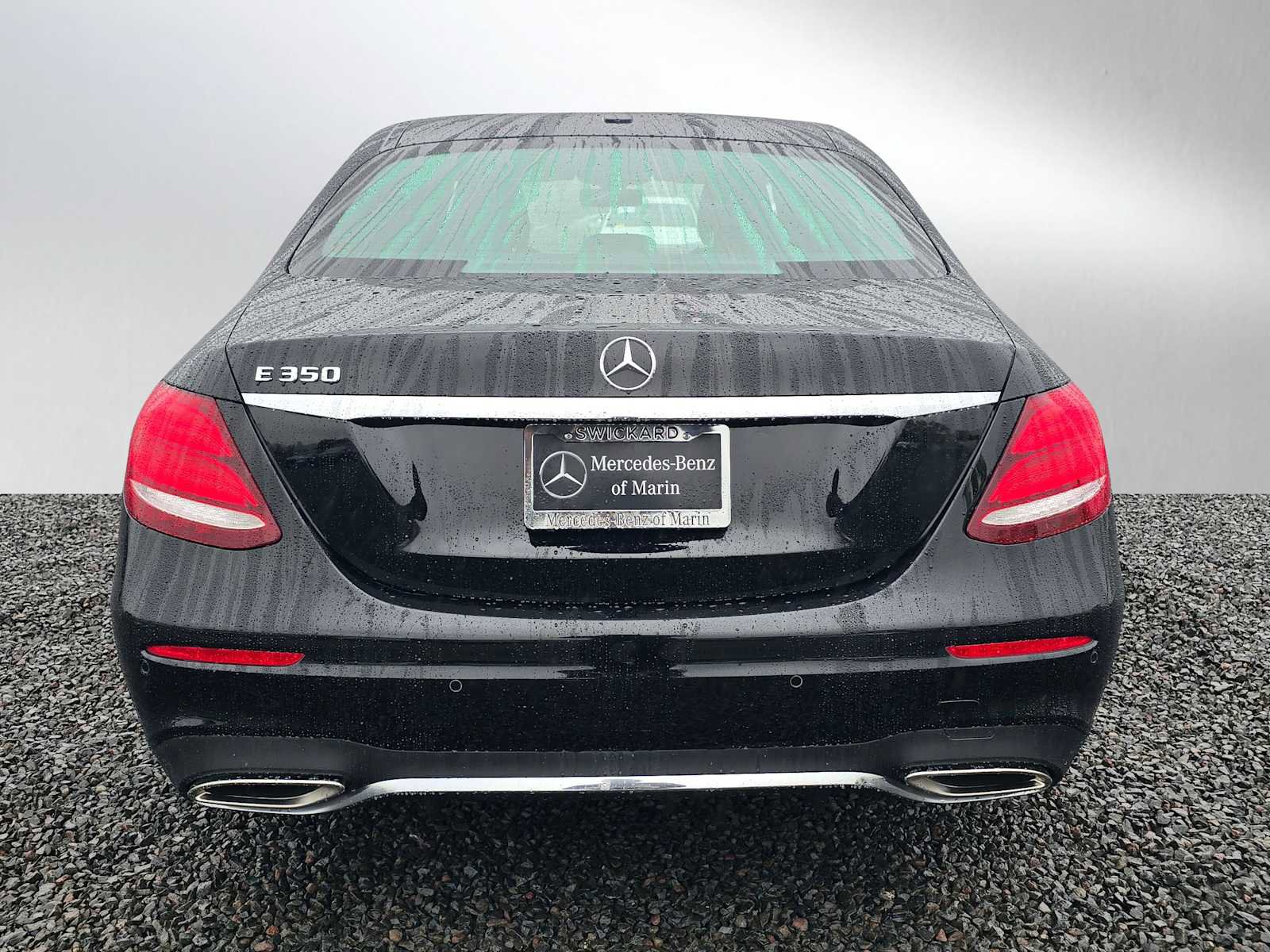 Used 2020 Mercedes-Benz E 350 Sedan image 4