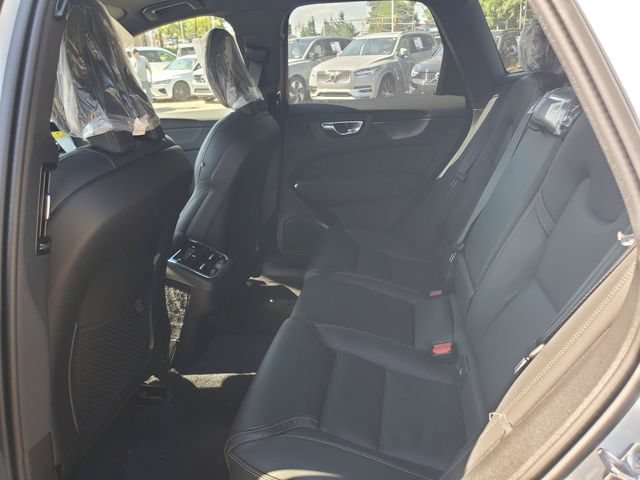 New 2026 Volvo XC60 B5 Ultra w/ Protection Package Premier AWD/4WD image 24