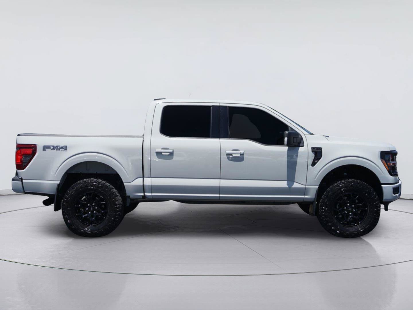 Used 2026 Ford F150 XLT w/ Equipment Group 302A MID AWD/4WD image 5