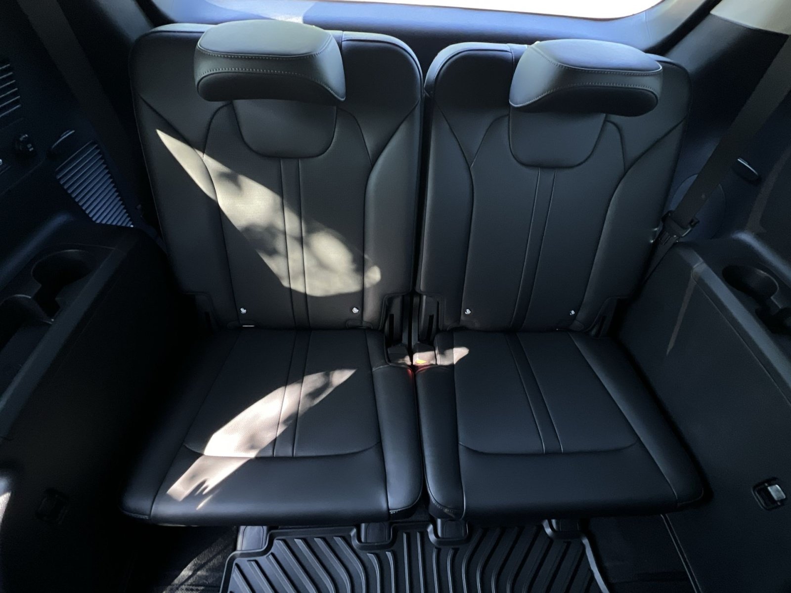 New 2026 Kia Sorento S w/ S Panoramic Sunroof Package FWD image 42