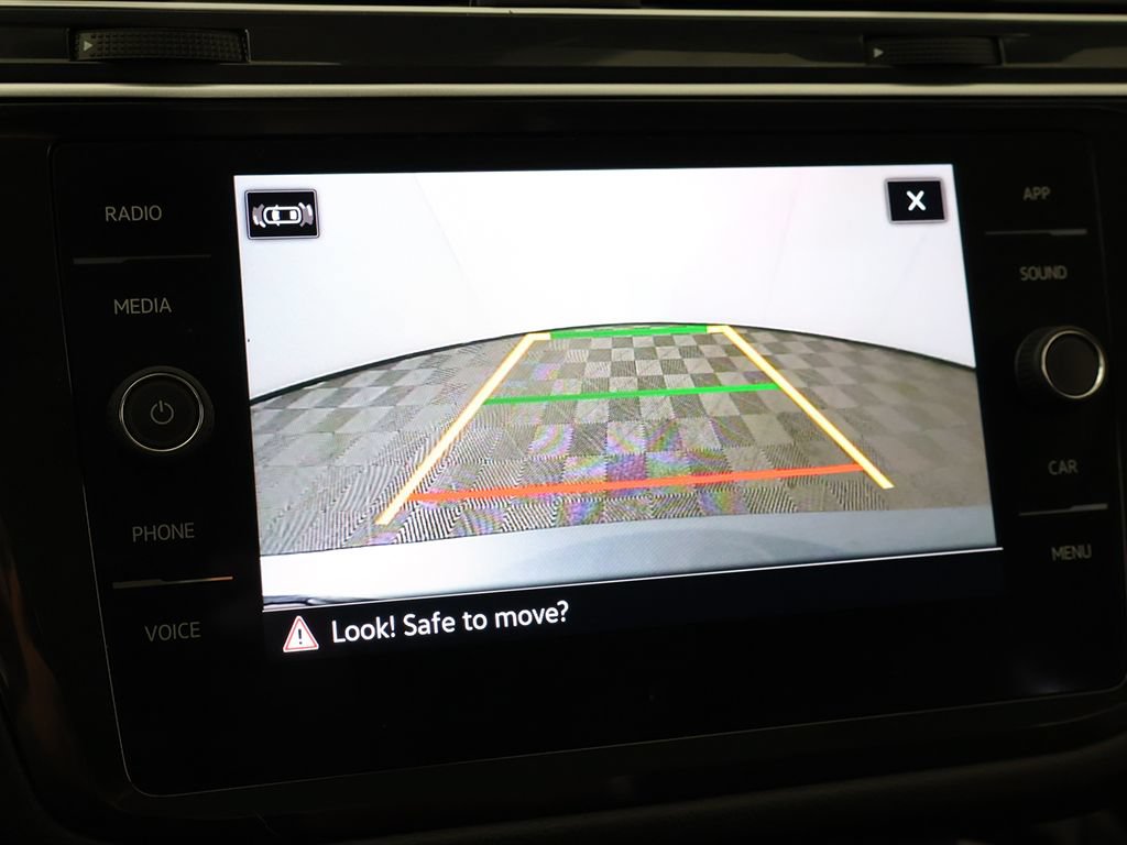 Used 2024 Volkswagen Tiguan SE R-Line FWD image 50