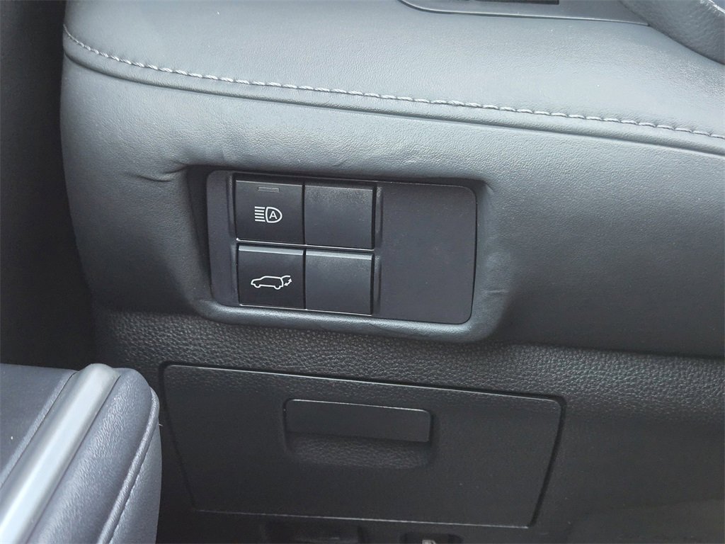 Used 2022 Toyota Highlander XSE image 25