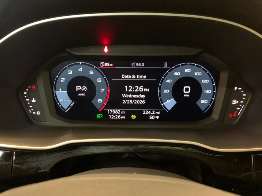 Used 2023 Audi Q3 2.0T Premium Plus w/ Premium Plus Package image 24