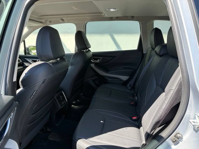 Used 2023 Subaru Forester Limited AWD/4WD image 11
