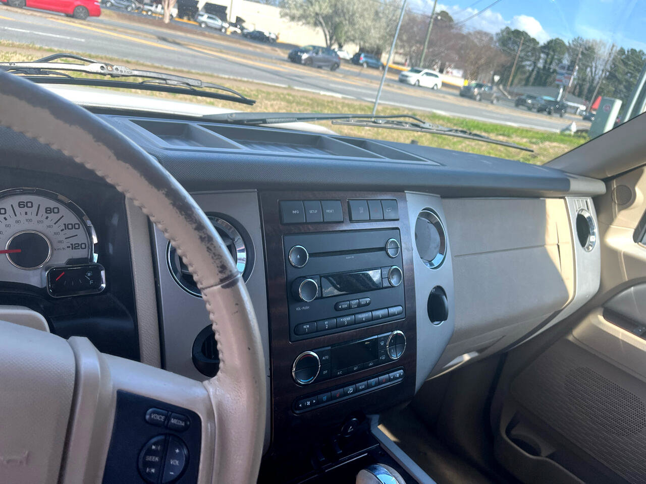 Used 2014 Ford Expedition EL XLT w/ Equipment Group 202A image 7