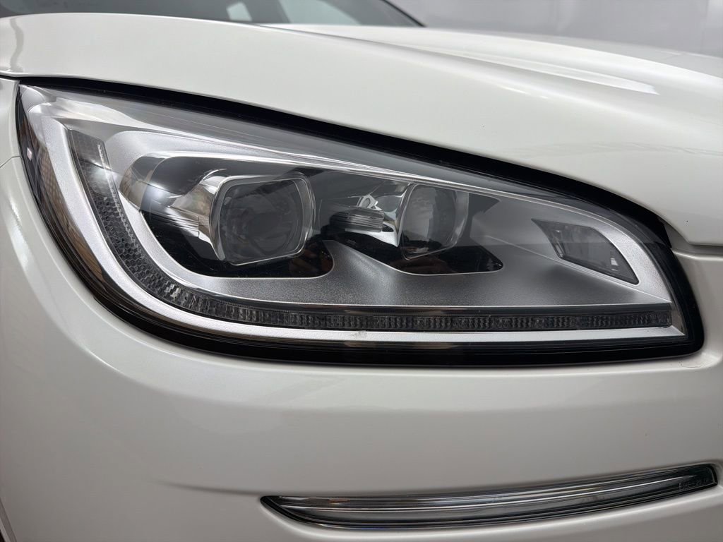 Used 2023 Lincoln Corsair Grand Touring image 29