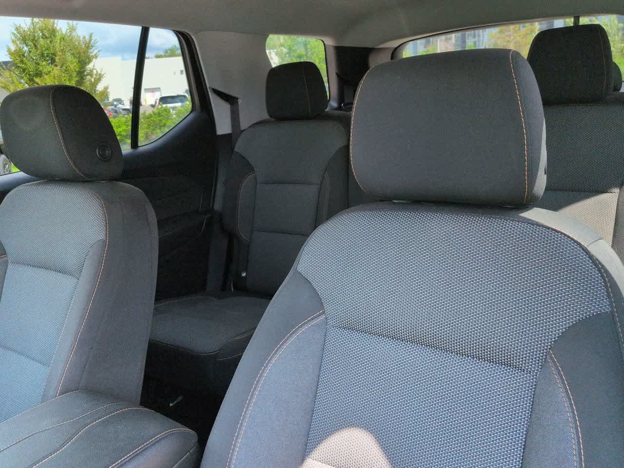 Used 2019 Chevrolet Traverse LT FWD image 8