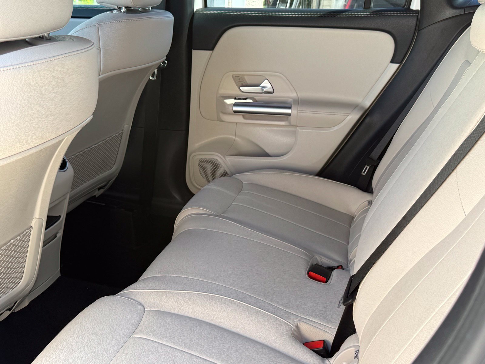 Used 2024 Mercedes-Benz GLA 250 image 40