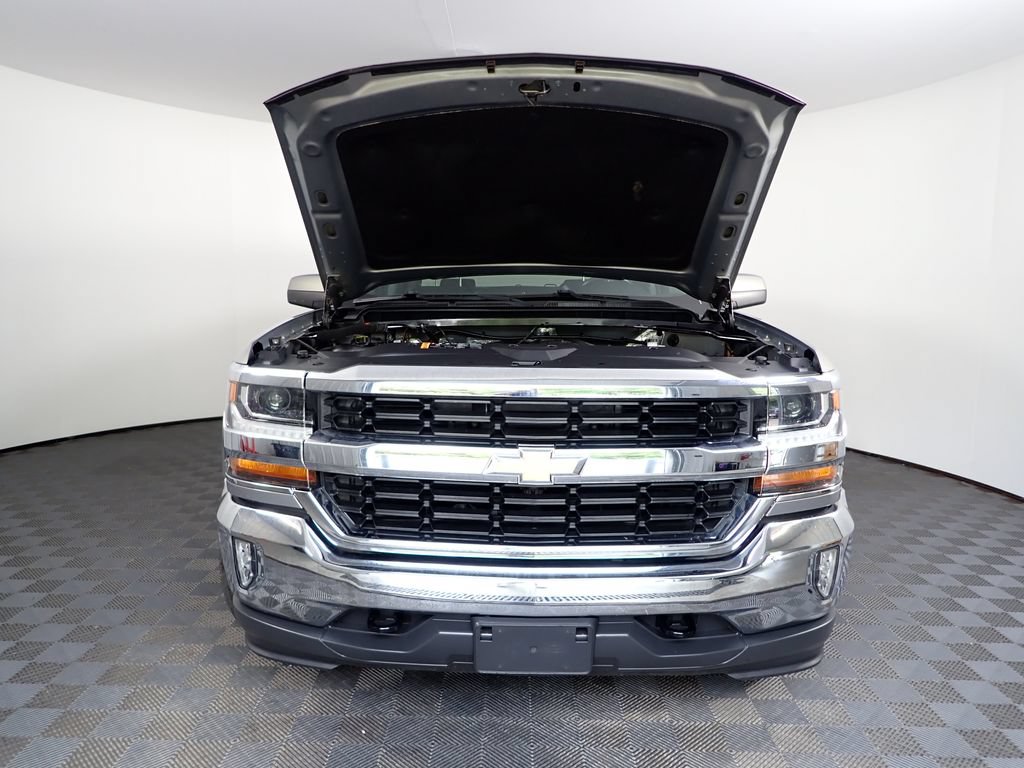 Used 2017 Chevrolet Silverado 1500 LT w/ All Star Edition AWD/4WD image 38