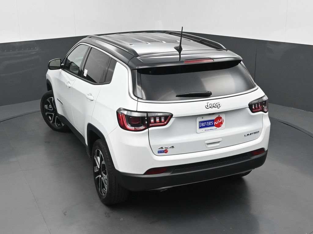 Used 2023 Jeep Compass Limited AWD/4WD image 32