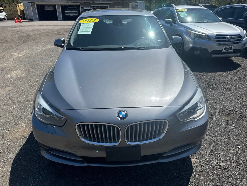Used 2011 BMW 550i Gran Turismo xDrive AWD/4WD image 3