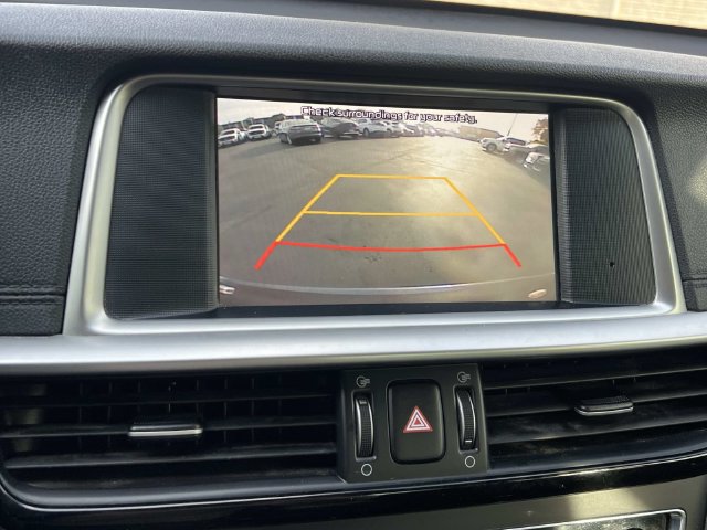 Used 2020 Kia Optima LX FWD image 22
