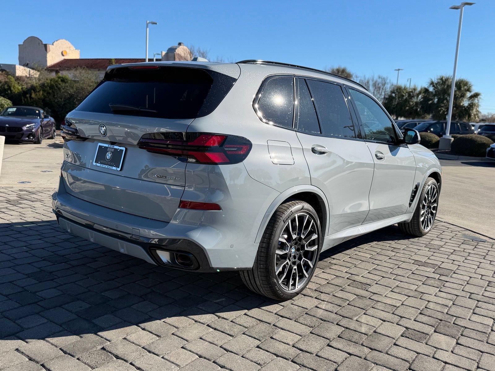 Used 2026 BMW X5 xDrive50e w/ M Sport Package AWD/4WD image 9