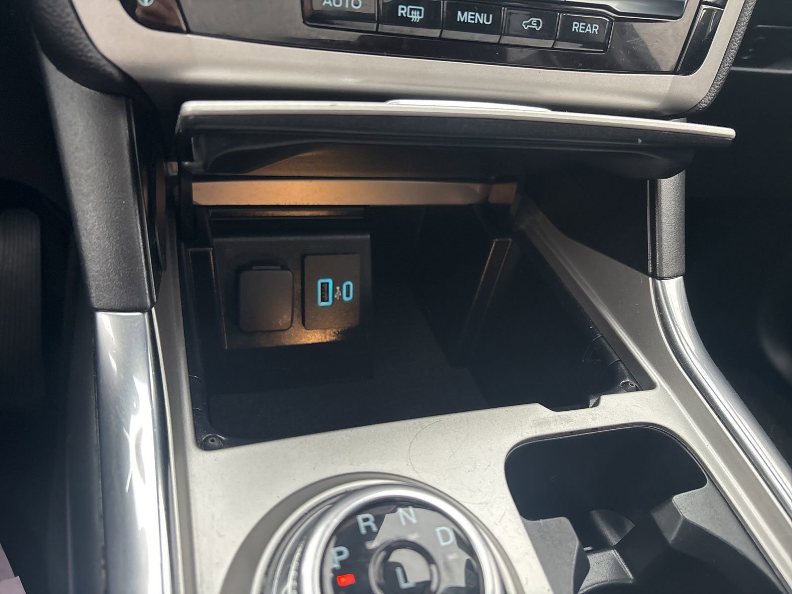 Certified 2022 Ford Explorer XLT w/ Equipment Group 202A image 26