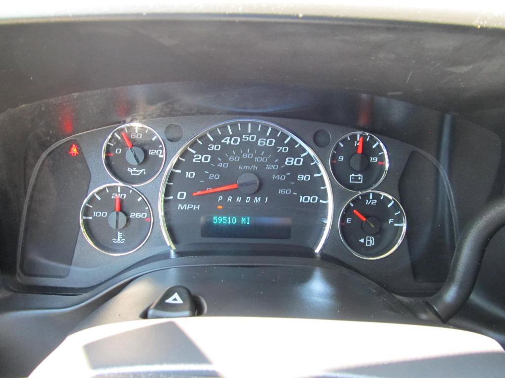 Used 2022 GMC Savana 3500 Extended w/ Driver Convenience Package image 41