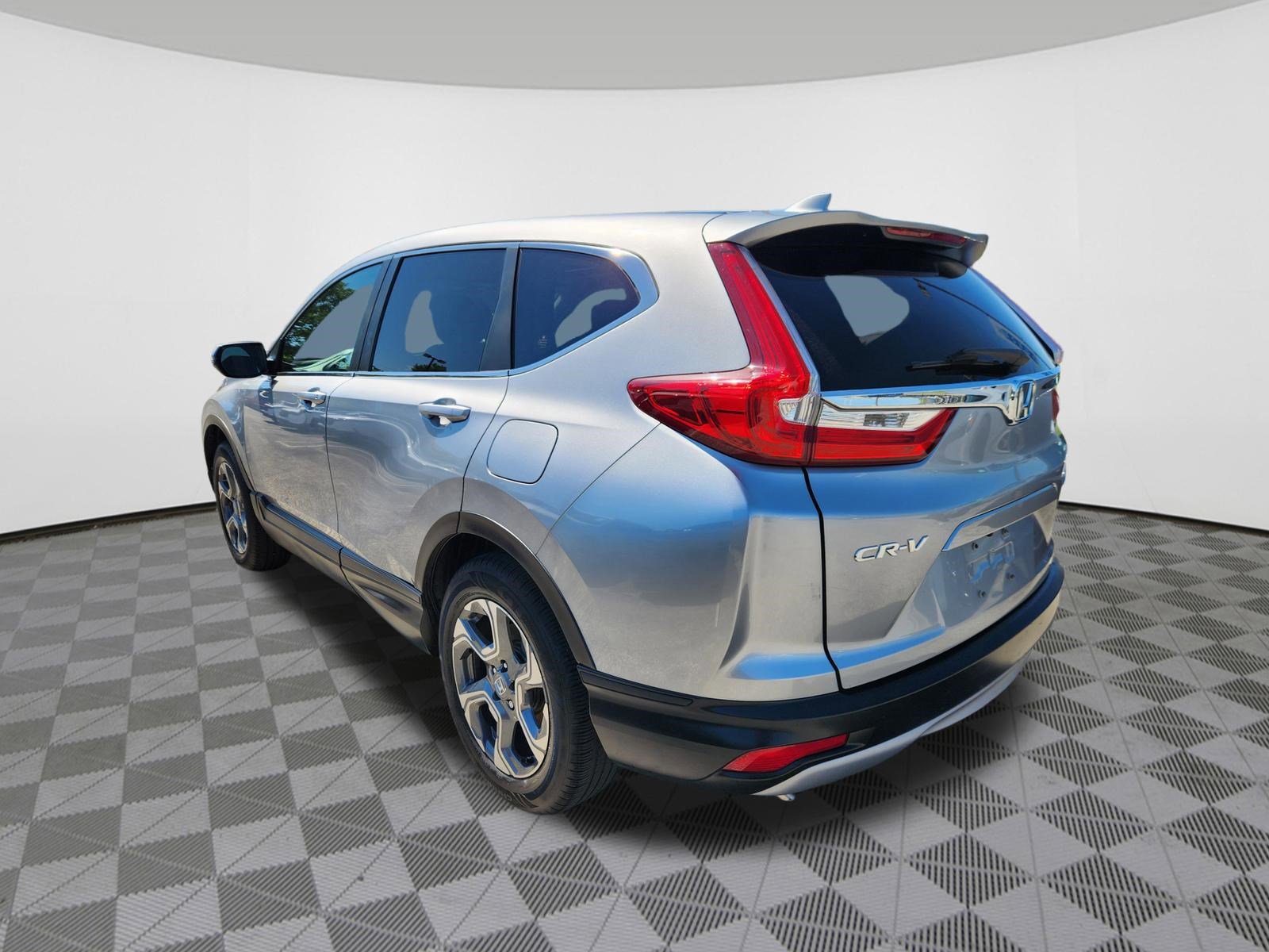 Used 2019 Honda CR-V EX image 3