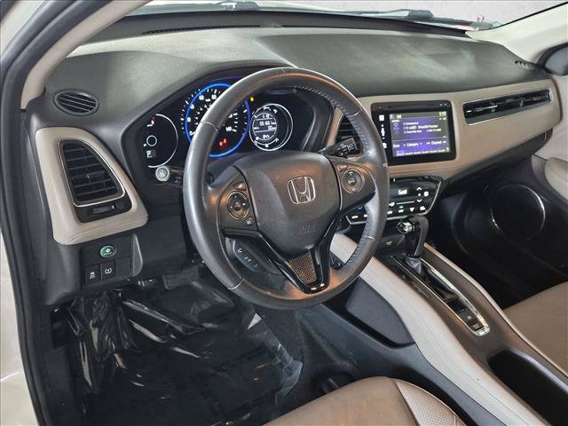 Used 2017 Honda HR-V EX-L image 10