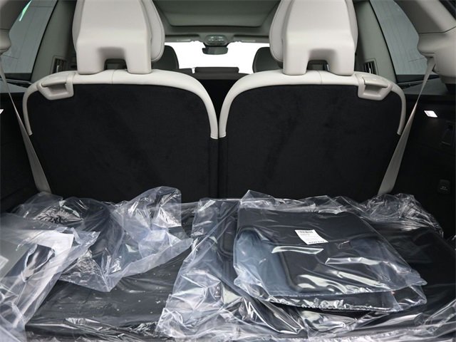 New 2026 Volvo XC90 T8 Ultra image 32